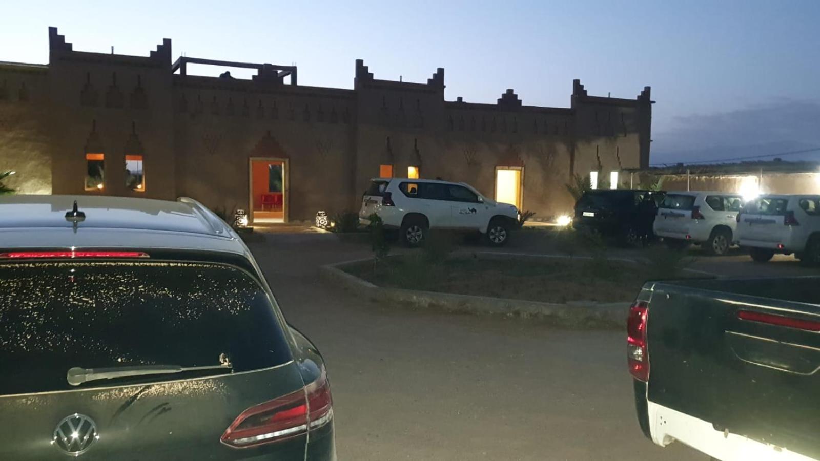 Auberge Famille Benmoro Skoura Exteriör bild