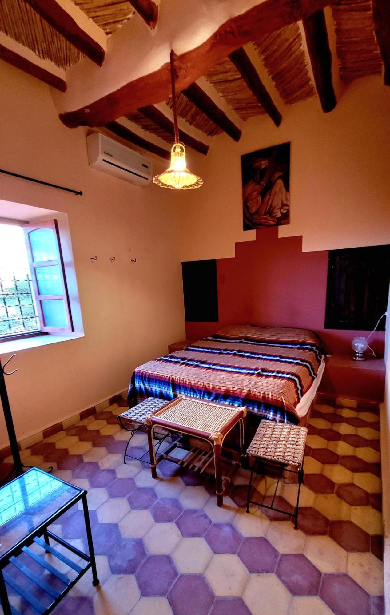 Auberge Famille Benmoro Skoura Exteriör bild