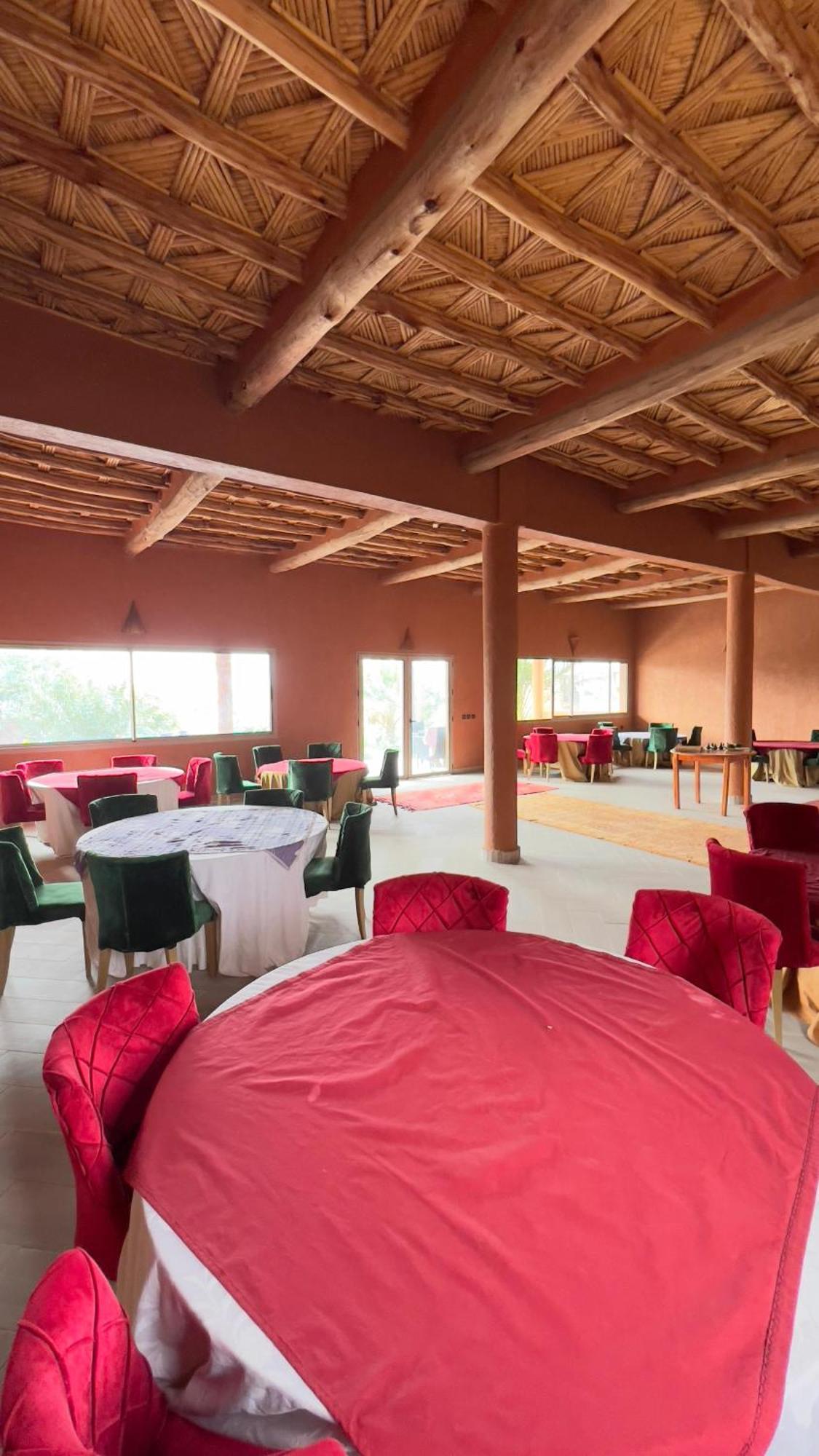 Auberge Famille Benmoro Skoura Exteriör bild